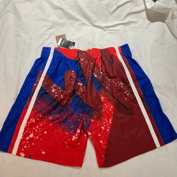 Mitchell & Ness HWC Philadelphia 76ers Shorts, size 3X, NWT! $100.00!